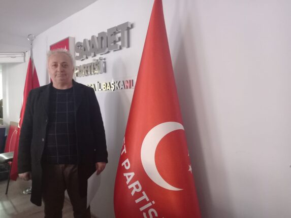 SAADET BURSA; Depremzedelerin Aşını Kaynatmak İçin Yollara Düştük!