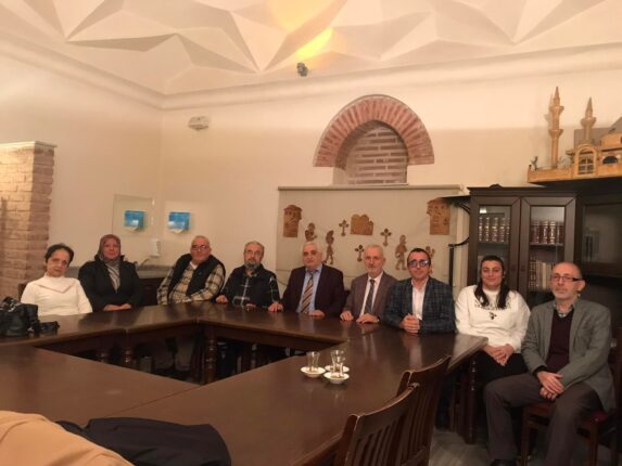 Deprem Bölgesindeki Depremzedelerin Yaralarını Kapatmak İçin Bursalı STK’lardan Çağrı!