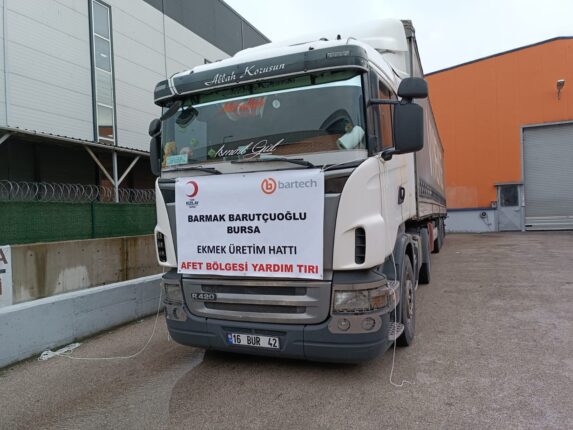 Depremzedelere “Ekmek Üreten” Tesisi Hibe Ettiler