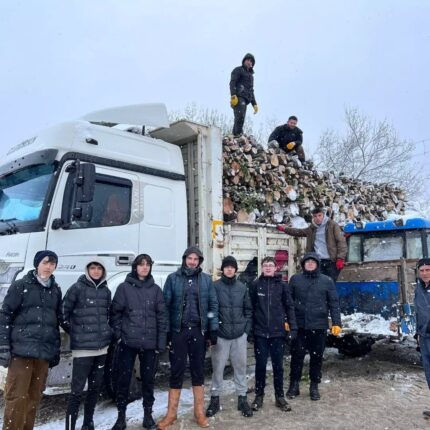 İnegöllü Gençlerden Depremzedelere Yürekleri Isıtan Anlamlı Hareket!