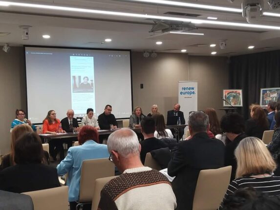 Bulgaristan’da 8’li Masa Sevinci!