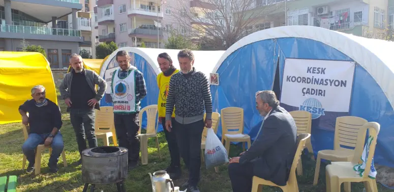 Orhan Sarıbal: “Şunu net gördük: Deprem öldürmez binalar öldürür!”