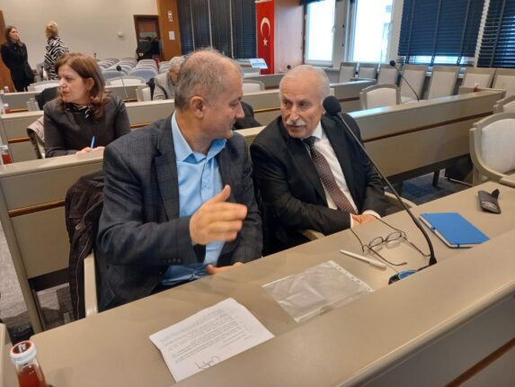 CHP’li Cemil Ocak; “Şüphe Yoktur ki; Devlet Güçlüdür Ama Depremin Yaralarını Kıt Kanaat Geçinen Vatandaşımız Sarıyor!”