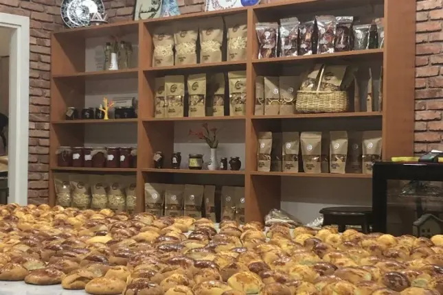 GÜRSULU KADINLARDAN KAHRAMANMARAŞ’A YARDIM ELİ