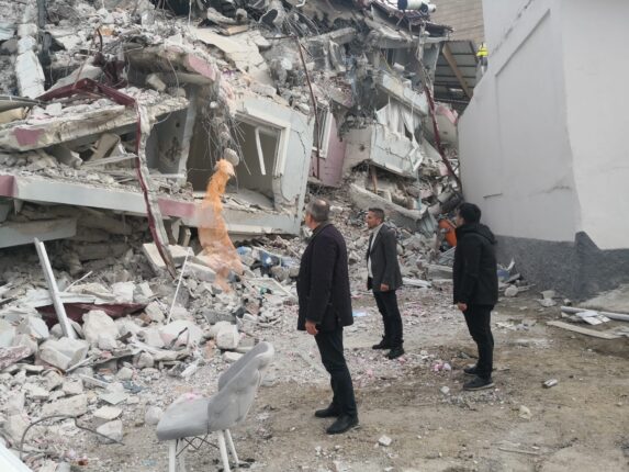 GELECEK KESTEL; Sözün bittiği yerdeyiz!