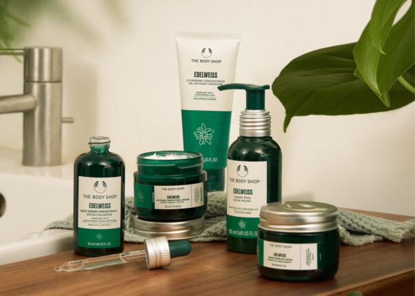 THE BODY SHOP ‘YAŞLANMA KARŞITI’  SÖYLEMİNE VEDA EDİYOR
