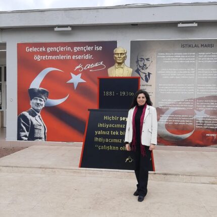 İnsanca yaşanabilir bir ülke ve dünya düzeni için daha yapabileceklerimiz var!