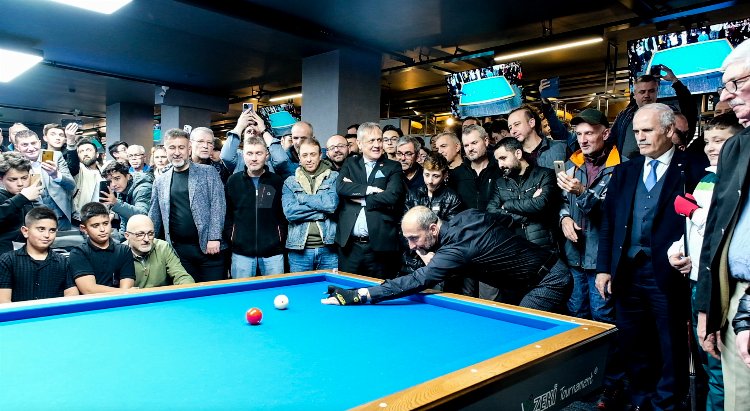 DÜNYA ŞAMPİYONUNA BURSA’DA YOĞUN İLGİ