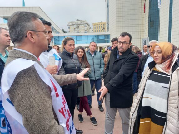 Çünkü SGK çalışanlarını düştüğü bu durumdan kurtaracak olan Türk Büro Sen’dir