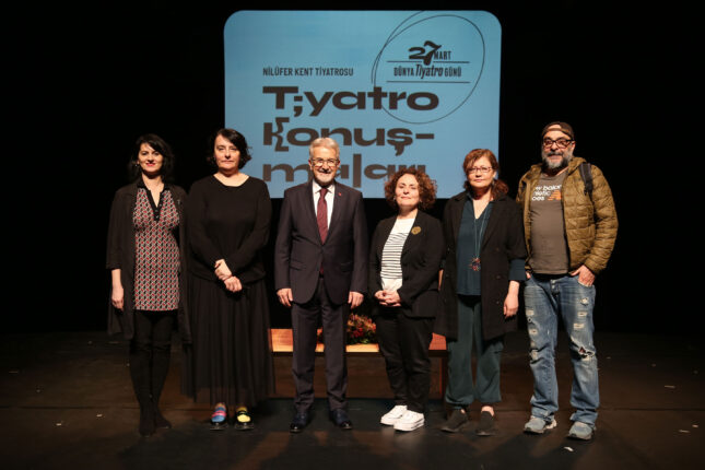DÜNYA TİYATRO GÜNÜ’NDE FELAKETLERİN SANATA YANSIMASINI KONUŞTULAR