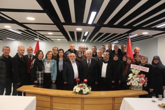 Hürriyet köylüleri: İmzalarımız Perinçek’e