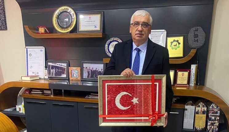 Görevden Uzaklaştırılan Başkana Bursa’dan Yoğun Destek! Ziyaretçi Trafiği Arttı…