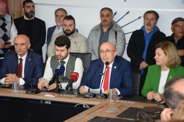 Gümüş; Bu seçimi; depremde yanında devleti göremeyen afetzedeler kazanacak.