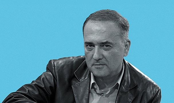 MURATHAN MUNGAN: “TOPLUMDA PEK ÇOK İNSAN OYALANMAYLA GEÇİŞTİRİLMİŞ BİR HAYAT YAŞIYOR.” BEN OKURUM’UN YENİ BÖLÜMÜ YAYINDA!