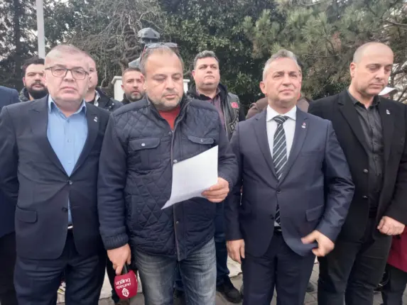 Zafer Partisi Bursa’da iki aday adayı milletvekilliği yarışına dahil oldu!