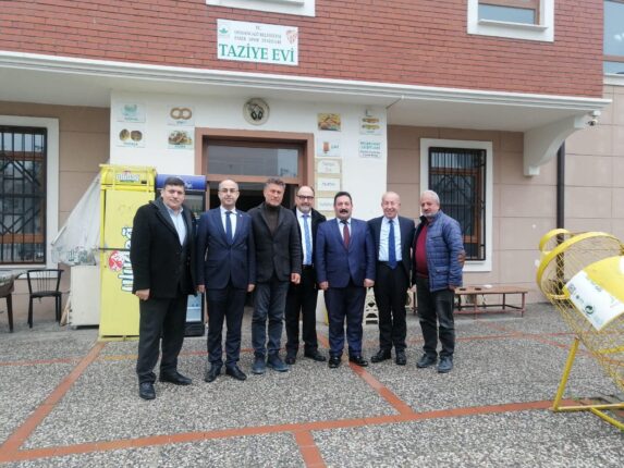 CHP Son Kaledir! İnsanların Dini İnançlarına ve Etnik Kökenine Bakılmaz!