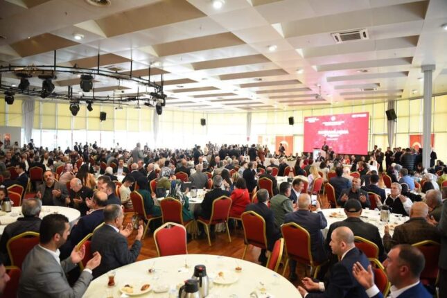 MHP Bursa Teşkilatları olarak, fitne ve tahriklere aldırmadan bütün mesaimizi önümüzdeki seçimlere yönlendireceğiz