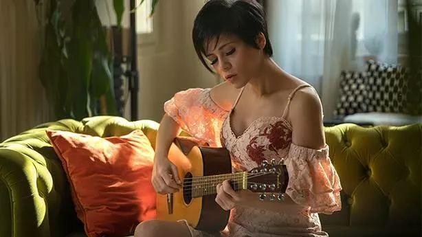 Aydilge’den Bambaşka bir Keskin Bıçak Yorumu…