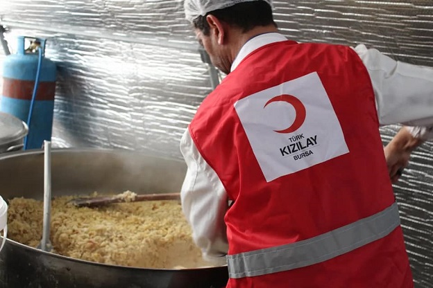 KIZILAY BURSA’DAN RAMAZAN’DA YARDIM YAĞMURU