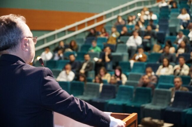 Bursa Barosu’ndan avukatlara seçim hukuku ve sandık eğitimi