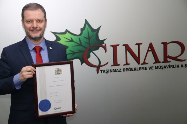 İSMAİL DUYAR :  “HİZMET İHRACATIYLA DÜNYAYA AÇILACAĞIZ”