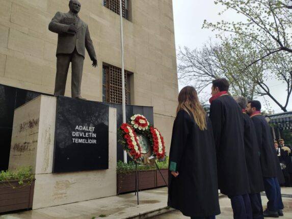ÖZTOSUN: ADALET, DEVLETİN ÇIKARLARINI KORUMAK BAHANESİYLE HAKSIZLIK ETMEK DEĞİLDİR!