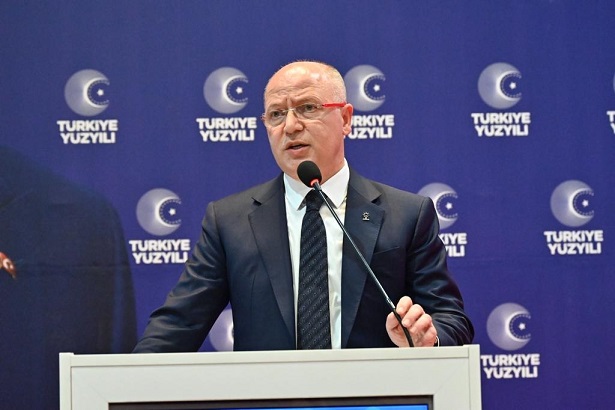 “Türkiye’nin yeni bir araya, yeni bir molaya tahammülü yok”