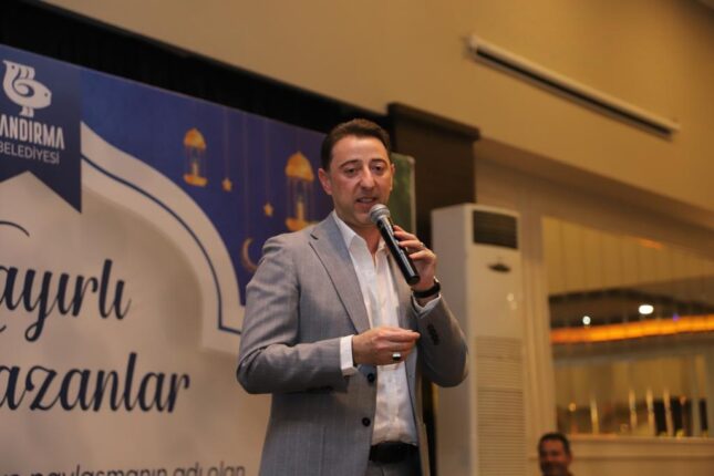BANDIRMA BELEDİYESİ ÖZEL BİREY VE AİLELERİNİ İFTAR PROGRAMINDA AĞIRLADI