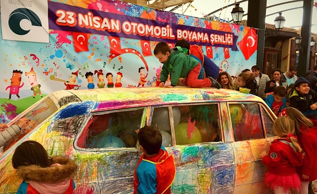 Rahmi M. Koç Müzesi’nde  rengarenk 23 Nisan