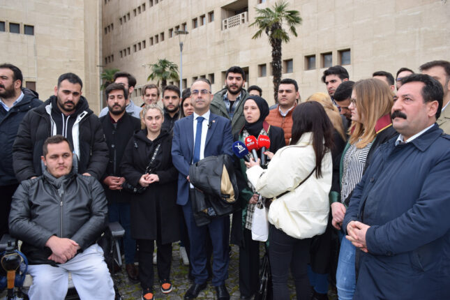 BURSA’DA STİCKER GÖZALTISI…