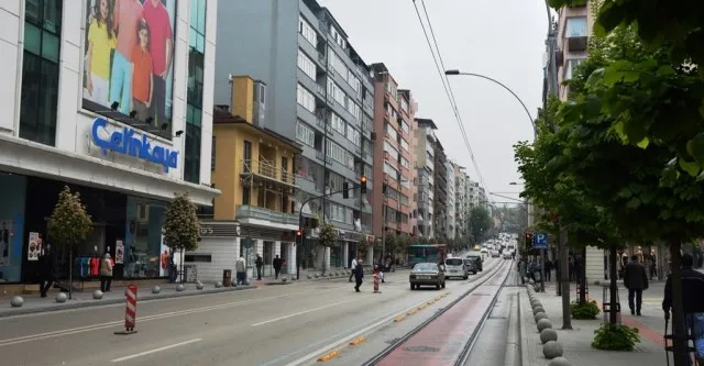 GELECEK OSMANGAZİ; “Altıparmak’ı Bırak! İstanbul Caddesi’ndeki Drama Bak!”