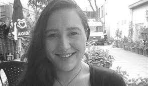 Dilara Pamuk “Maça Kızı 8” ile D&R’da