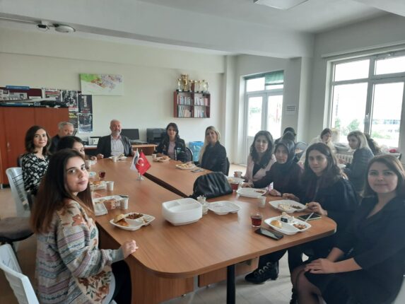 Nilüfer Kayapa Şehit Jandarma Er Eyüp Gürsoy İlkokulu ve Ortaokulu Yıldızlaşıyor!