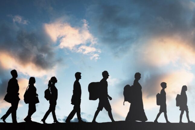 4 gençten 3’ü başka bir ülkeye göç etmek istiyor