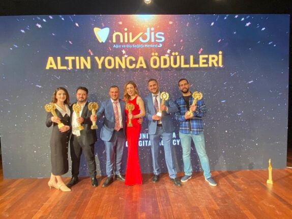 ‘EN İYİSİ’ COMMUNİTY MEDİA DİGİTAL AGENCY