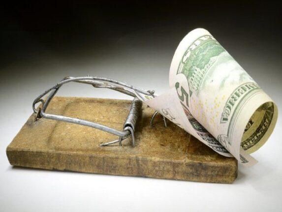 AVUKAT ARABULUCU YILDIZ ÖZKAN KALEMİNDEN  “BASİT DOLANDIRICILIK”