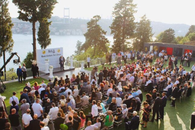 ALTIN YAZAR ÖDÜLLERİ SAHİPLERİNİ BULUYOR