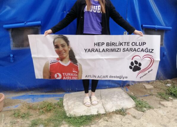 Fesleğen Pati Derneği Depremzedeleri Yalnız Bırakmıyor!