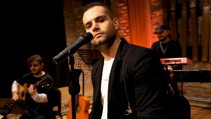 UĞUR ETİLER’İN İKİNCİ AKUSTİK ALBÜMÜNDEN İLK TEKLİ  ‘UYURKEN BİLE’