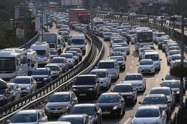 DEVA OSMANGAZİ; Şehrin Ulaşım Kültürünü Deformoze Ettik! Yeni Bir Yol Bulmalıyız!