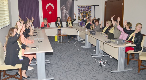 Kükürtlü Lions’ta  bayrak değişimi   Kükürtlü Lions’ta  Özleyiş Ardalı dönemi