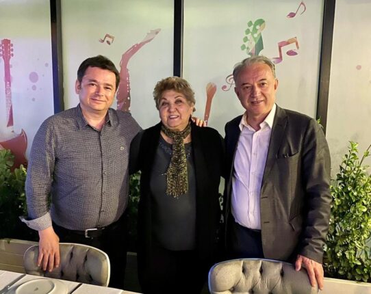 SEÇİM SÜRECİNDE ÇOK YORULMUŞUZ, ÜZÜLMÜŞÜZ VE BİRBİRMİZİ GERÇEKTEN ÖZLEMİŞİZ.