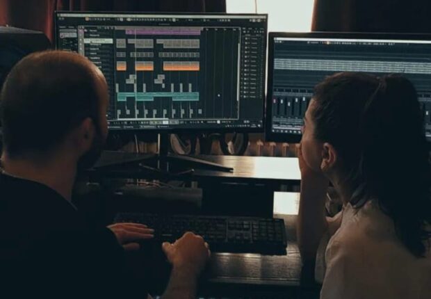 Yeni şarkıları için stüdyoya kapandılar!