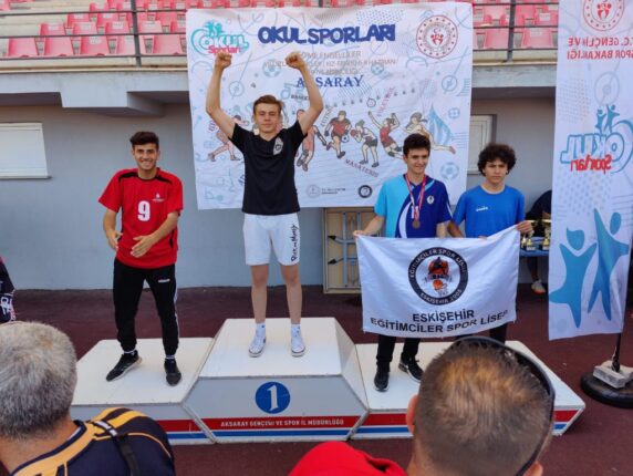 İŞİTME ENGELLİLER OKULLARI ARASI SPOR OYUNLARI AKSARAY’DA YAPILDI