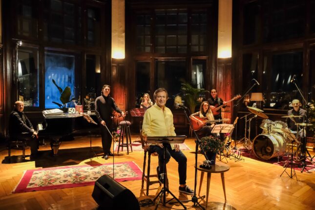 EROL EVGİN “OLURUNA BIRAK” DİYOR