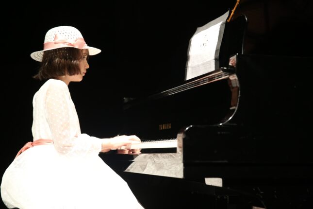 Kursiyer öğrenciler yeteneklerini sergiledi