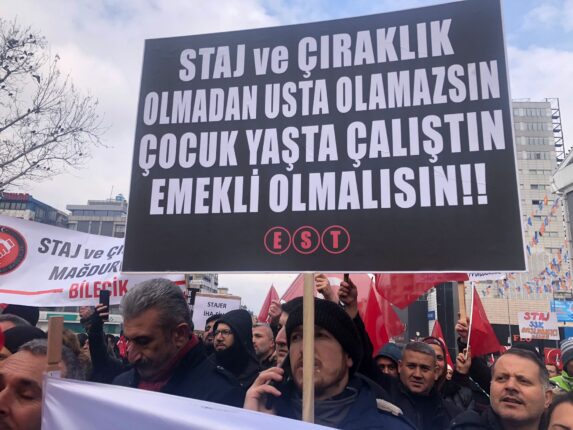 STAJ VE ÇIRAKLIKTAKİ İŞE GİRİŞ EMEKLİLİKTE DE GEÇECEK ŞEKİLDE İŞE GİRİŞ KABUL EDİLMELİ!