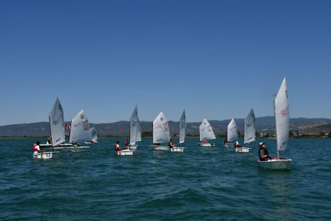 DENİZCİLİK VE KABOTAJ BAYRAMI YARIŞLARI İZNİK’TE BAŞLADI