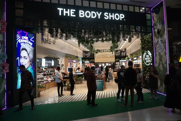 THE BODY SHOP’UN EZBER BOZAN MAKYAJ ÜRÜNLERİ