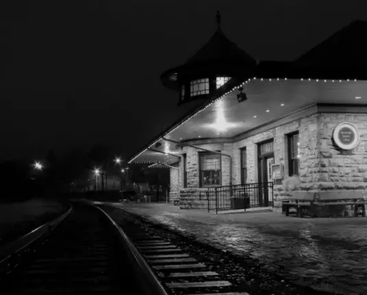 “Ayrılık Acımızı İstasyona Taşıyoruz”